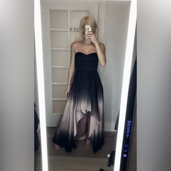 Badgley Mischka
Black Ombre High Low Gown size 2 EUC - Picture 3 of 11